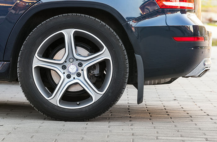 Car Tyres: When should you Change Them?